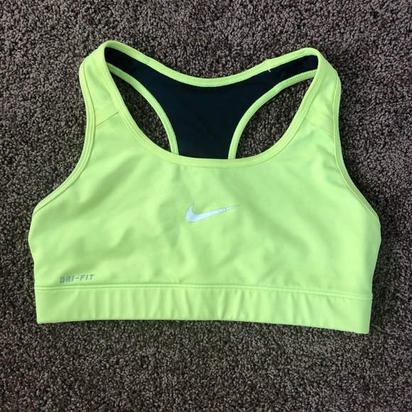 Women’s Nike Sports Bras Bundle - Picture 3 of 3